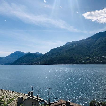 Lilli - Casa Sul Lago デルヴィオ エクステリア 写真